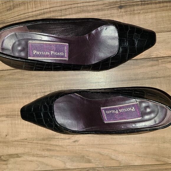 Phyllis Poland Crocodile Pumps - Picture 5 of 7